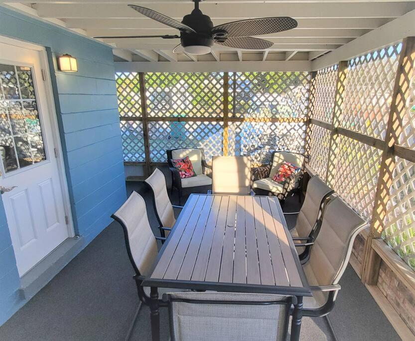 Bali Bungalow - Downtown Cocoa Beach Eksteriør billede